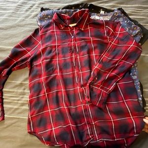 3 different shirts 2 short sleeves 1 long sleeve